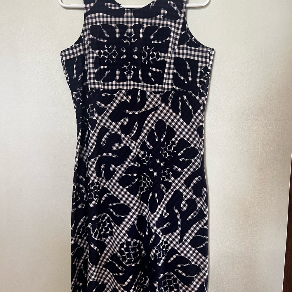 Manuhealii Navy and White Floral Midi Dress